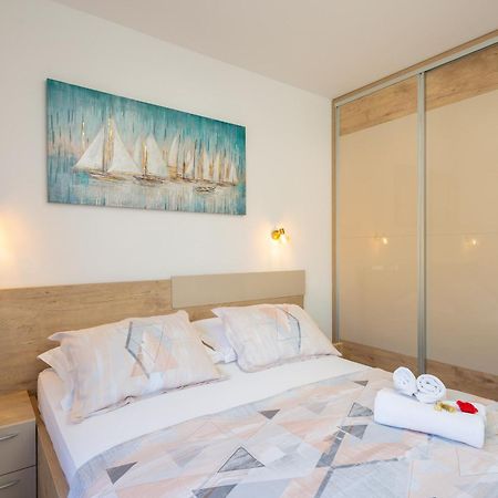 Mintos Luxury Resort Podstrana Zimmer foto